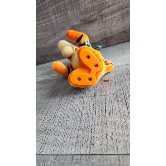 Vintage 2001 Disney Wind Up Tigger Plush Stuffed Animal Winnie the Pooh Toy - Picture 5 of 5